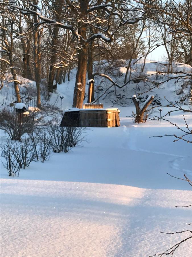 Kroksta Gard Bälinge Екстериор снимка